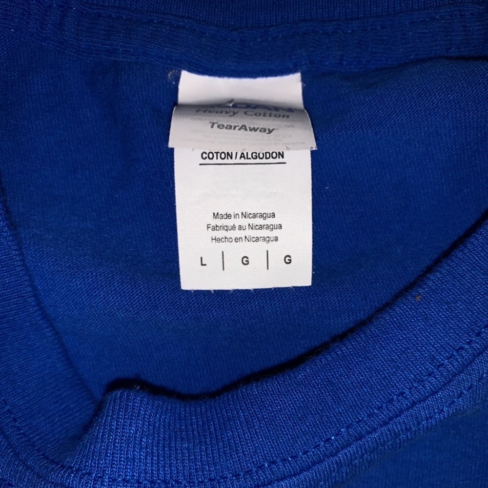 T-Shirt - Picture 4 of 4